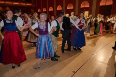 Garde der Stadt Bad Ischl, Kathreintanz 2024, Pernecker Quadrille ".... mit